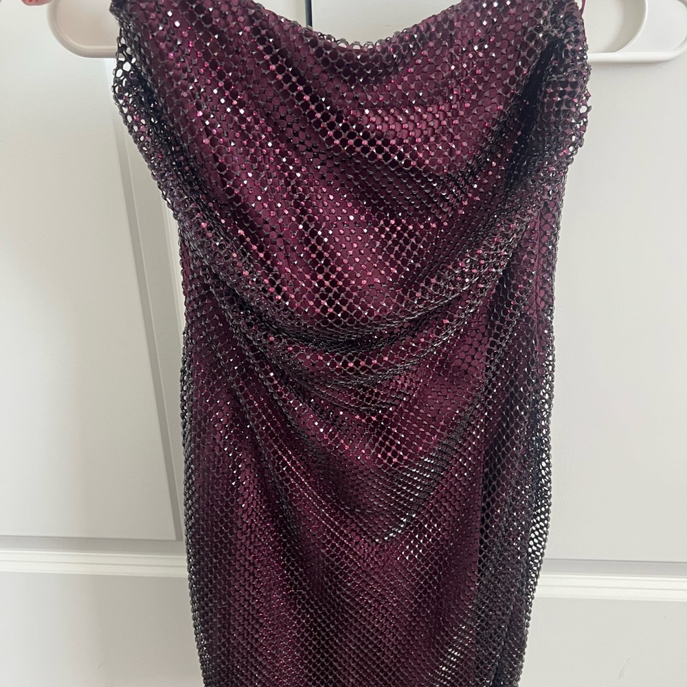 Zara Burgundy Sequin Mesh Strapless Mini Dress - Picture 1 of 8
